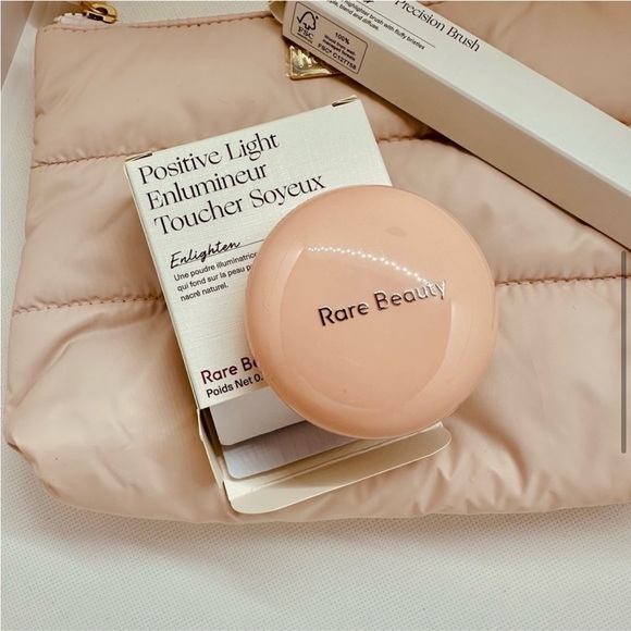 Rare Beauty Enlighten Highlighter & Positive Light Precision Applicator Brush - Picture 8 of 10